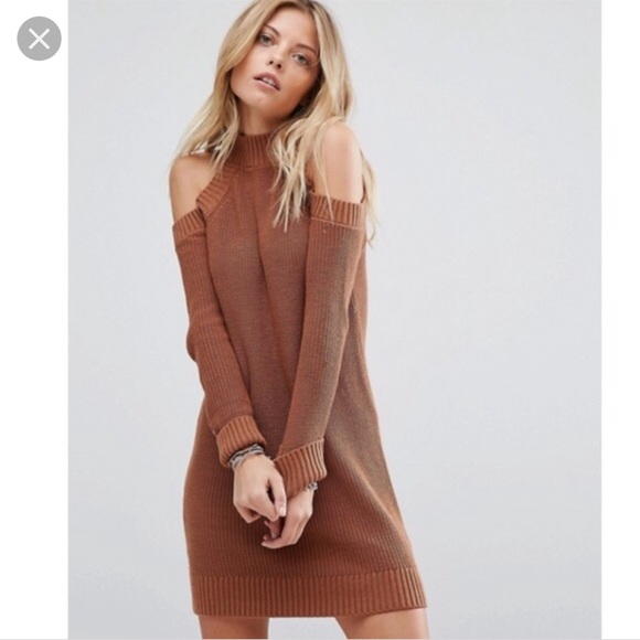 Abercrombie & Fitch Dresses & Skirts - Abercrombie and Fitch cold shoulder sweater dress